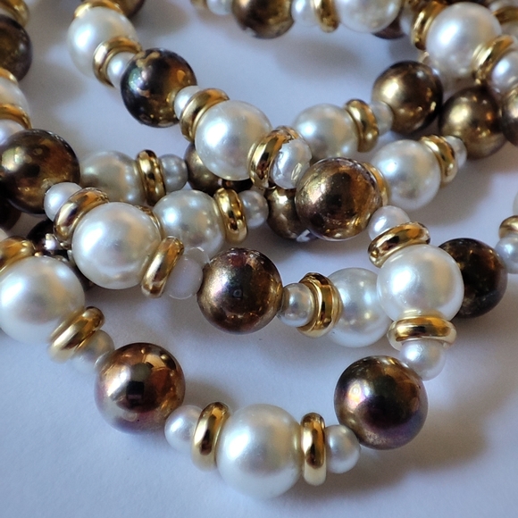 Faux Pearl Cocoa Brown Long Vintage Necklace Gold Tone Barrel Clasp - Picture 6 of 10